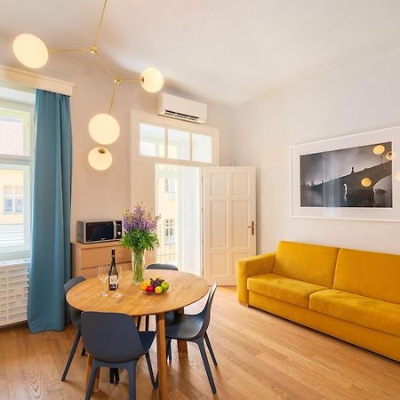 Quiet City Center Apartment In Hip & Foodie Area Prag Exterior foto