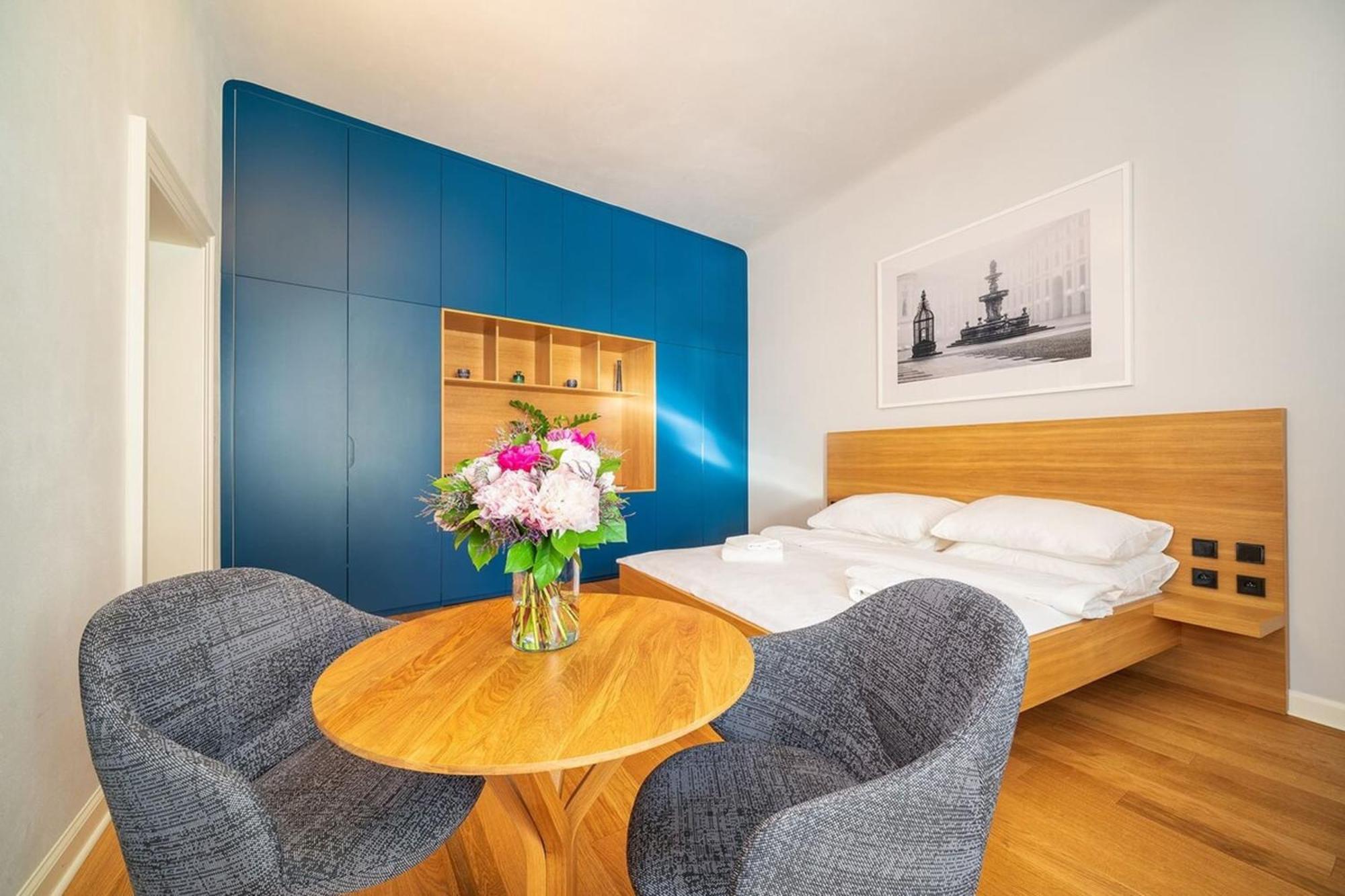 Quiet City Center Apartment In Hip & Foodie Area Prag Exterior foto